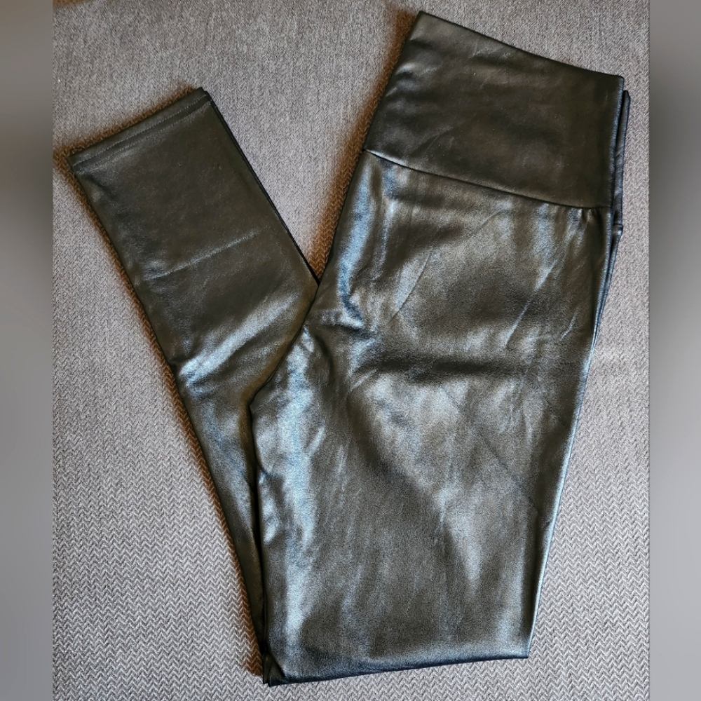 Avidlove - Black Faux Leather Skinny/ Leggings pants - XL